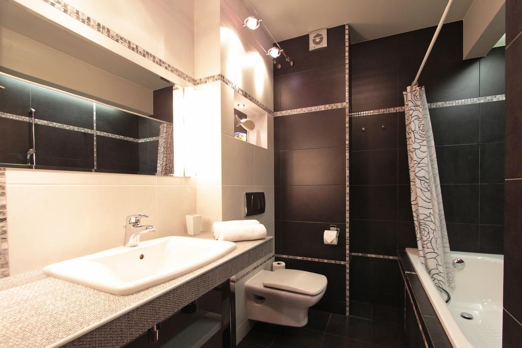 Warsaw City Apartments Екстер'єр фото