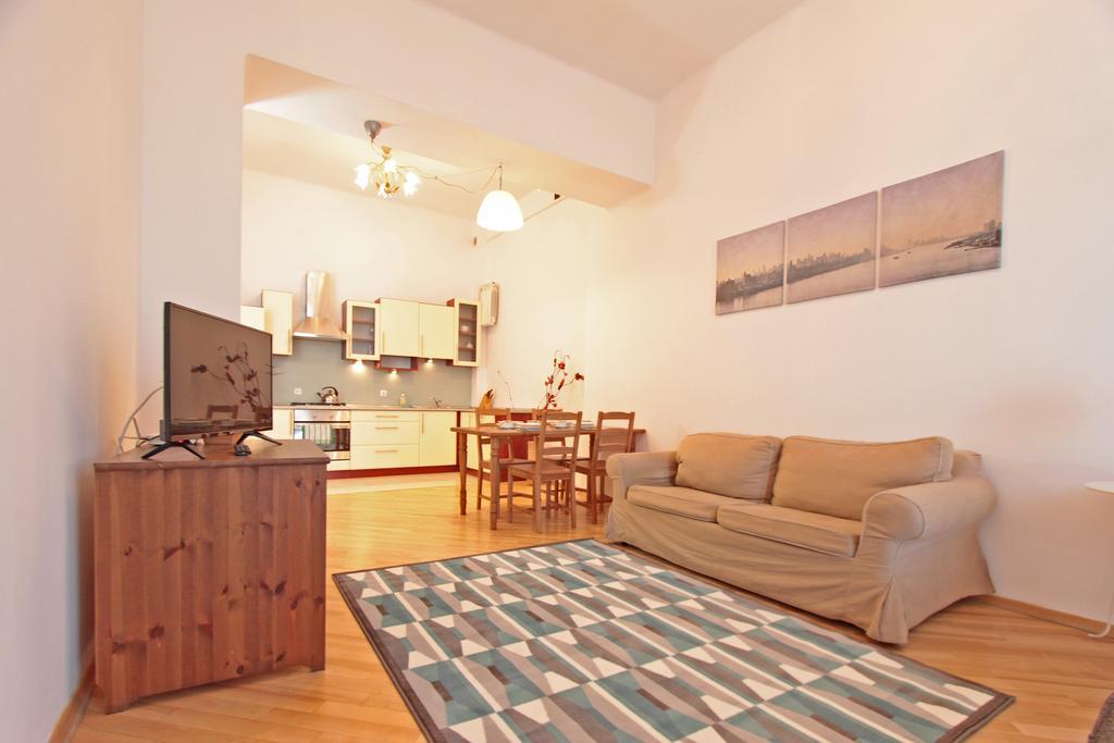 Warsaw City Apartments Екстер'єр фото