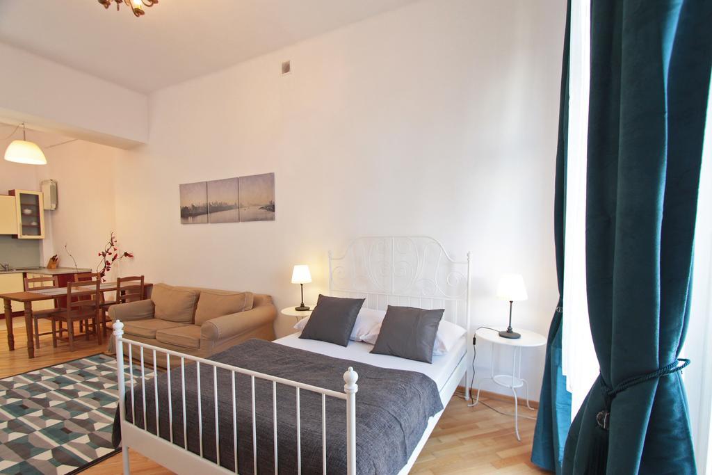 Warsaw City Apartments Екстер'єр фото